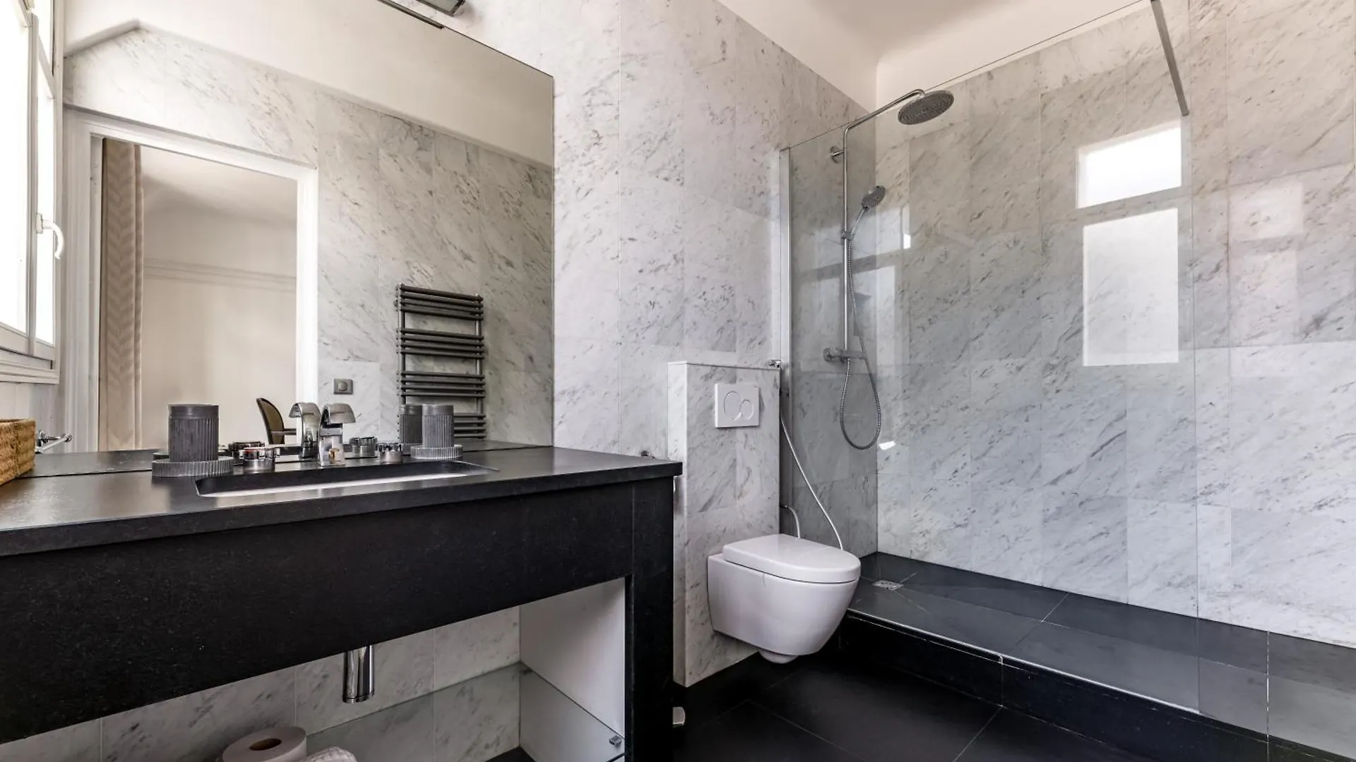 Apartment Appartement Champs Elysees Paris