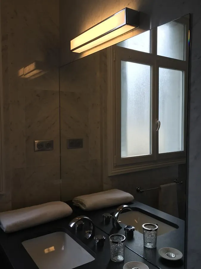 Appartement Champs Elysees Paris
