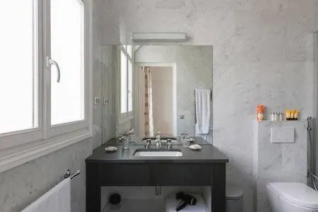 Appartement Champs Elysees Paris France